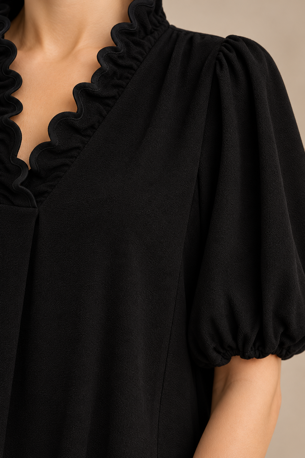 Linen Scallop Trim V-Neck Blouse