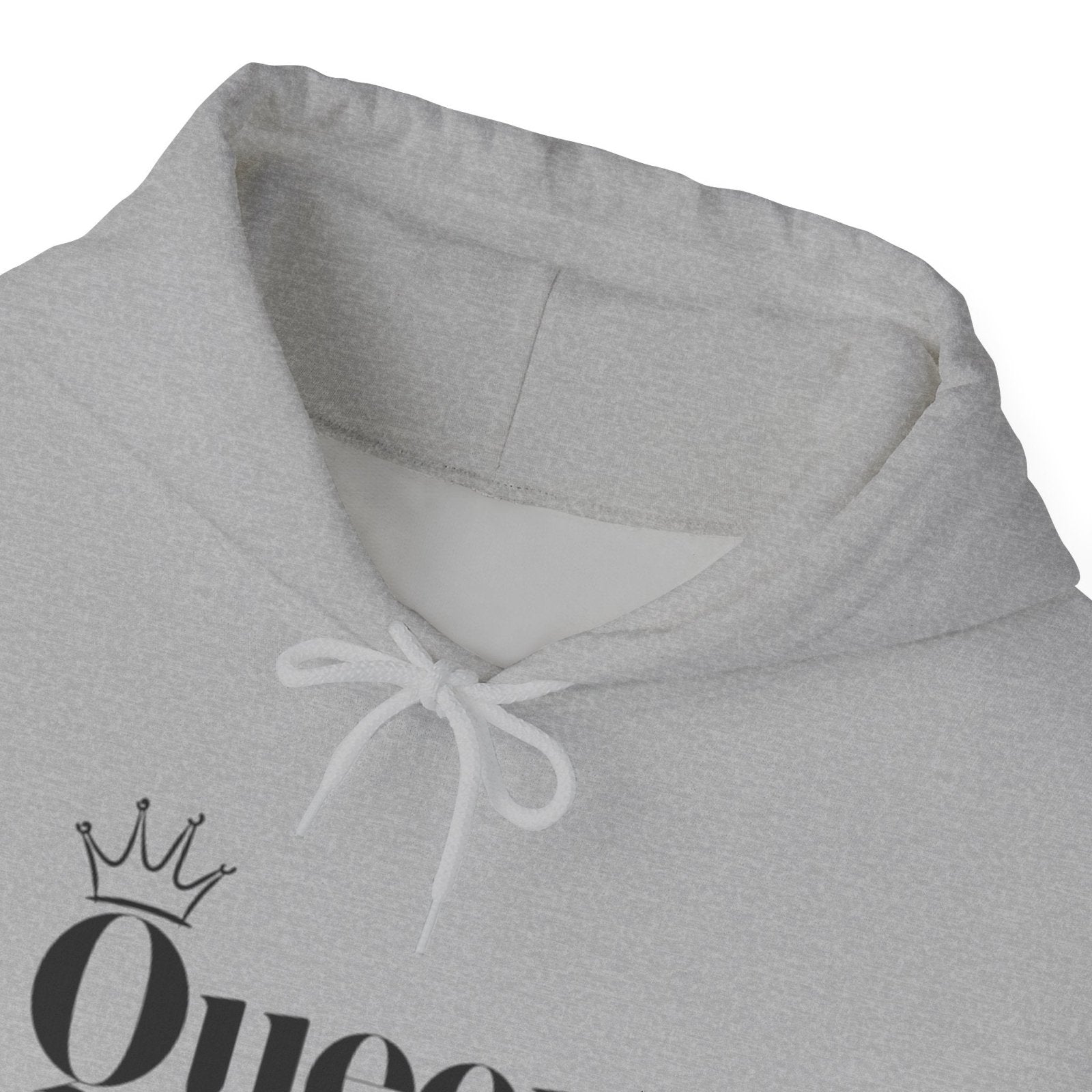 Queen Gothic Script Hoodie — Black Crowned Queen Sweatshirt - Hinnulus
