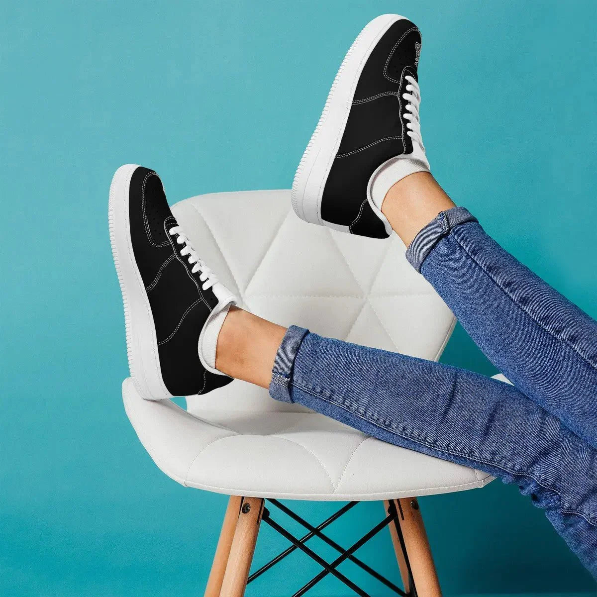 SF_F8 Low Top Unisex Sneaker - Hinnulus